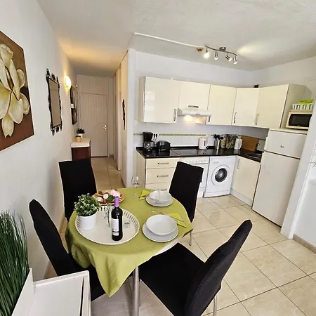 Schoenes Casa Palmera 3 Mit Balkon Apartament